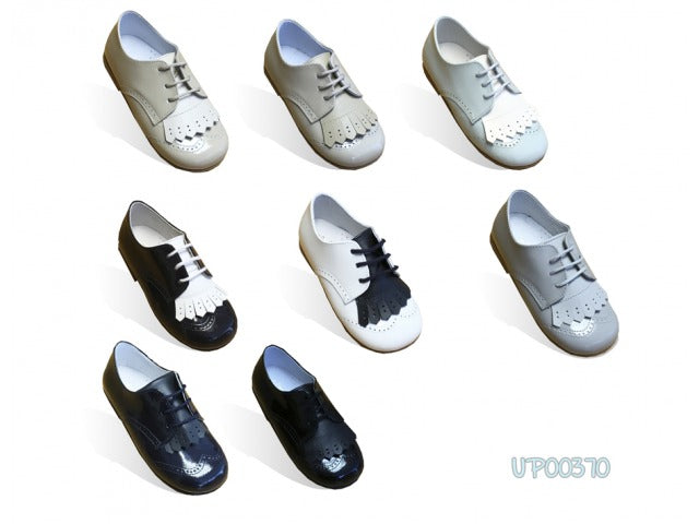 Boys dress shoe